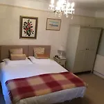 Milton House 5*