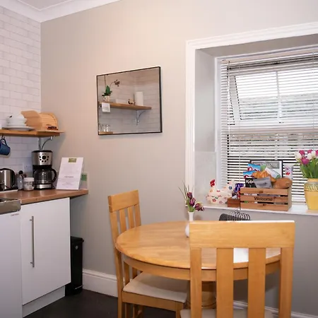 Milton House 5*
