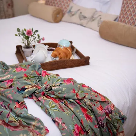 Milton House Pensjonat 5*