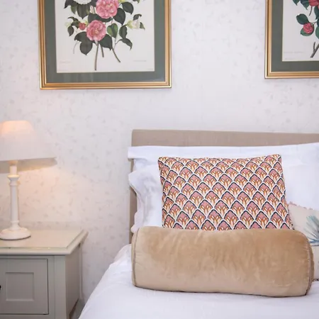 Tatil Evi Milton House Studio Apartment Suites